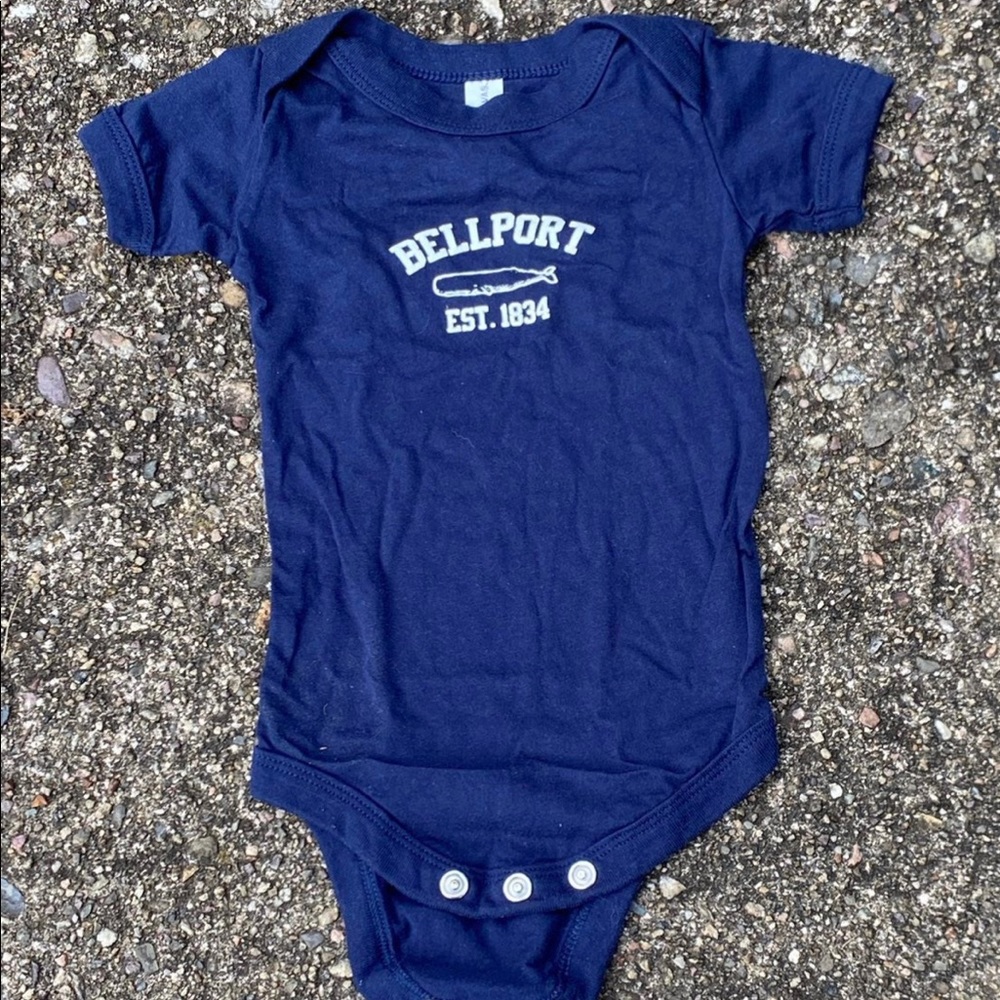 Bella + Canvas NWOT Novelty Short Sleeve Onesie Highlighting Bellport, LI Size